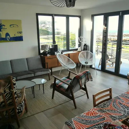 Roc'h Avel - Front De Mer, Vue Sur Et Jardin Ensoleille Sans Vis A Vis Hotel 3*